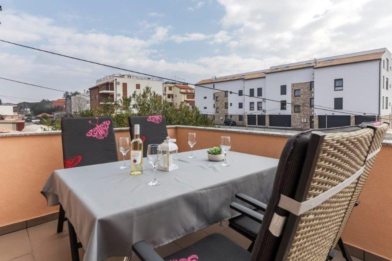 Apartment Dubravka Near The Sandy Beach Medulin Exterior foto