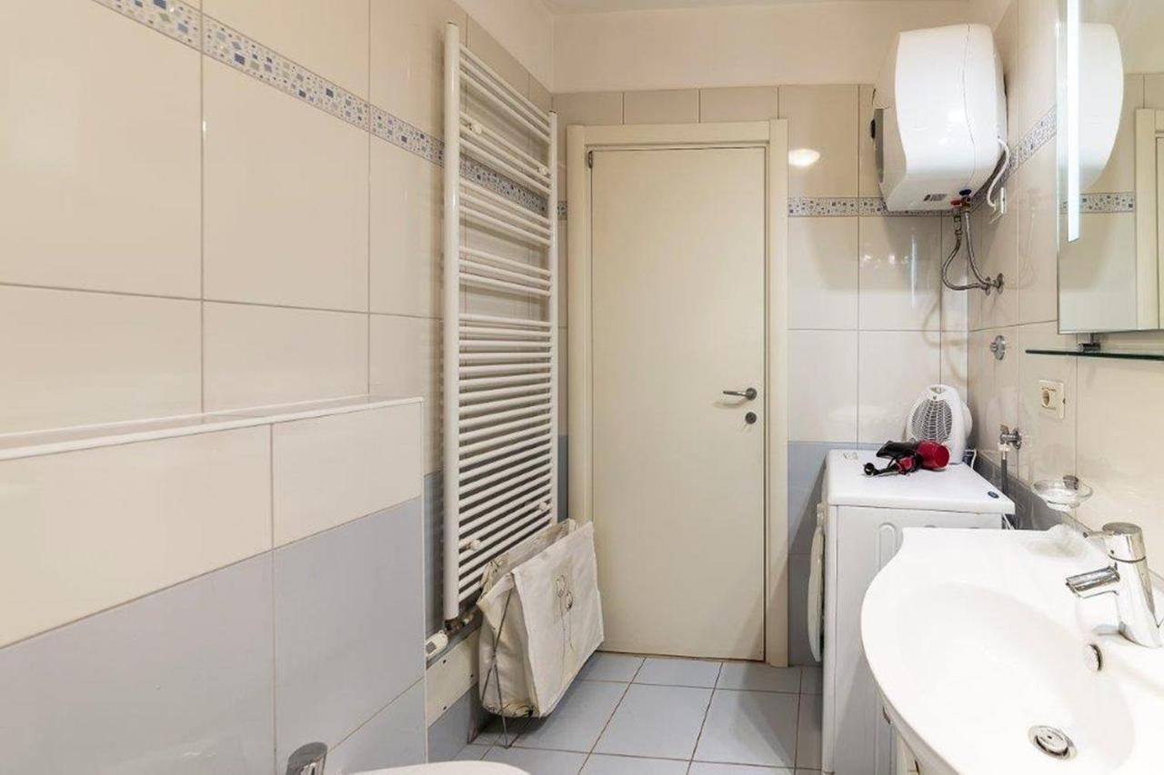Apartment Dubravka Near The Sandy Beach Medulin Exterior foto