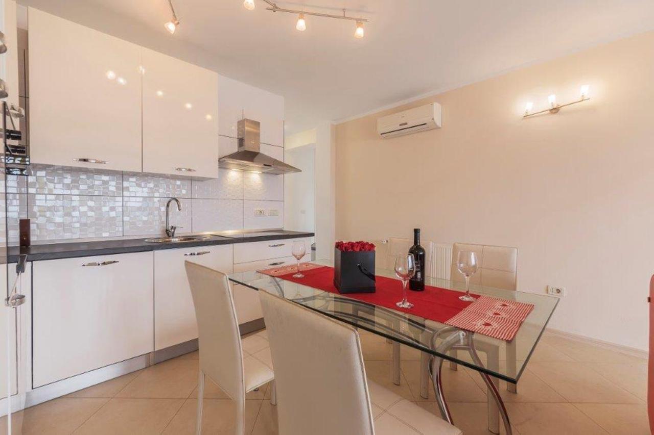 Apartment Dubravka Near The Sandy Beach Medulin Exterior foto